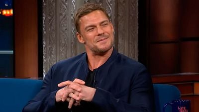 Imagem da notícia Alan Ritchson, ator de Reacher, sobre sua vida familiar: "Minha esposa está fazendo amigos, e eu não tenho nenhum"