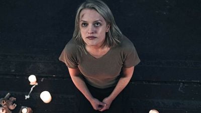 Imagem da notícia Friends aparece em The Handmaid's Tale e há um motivo genial por trás disso