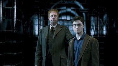 Imagem da notícia Filho de grande vilão dos filmes de Harry Potter é escalado como o patriarca da família Weasley na 2ª temporada da nova adaptação da saga