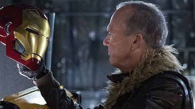 Imagem da notícia "Nem eles conseguiram me explicar": Michael Keaton confessa que ainda não tem ideia do que se tratava seu personagem da Marvel em Morbius
