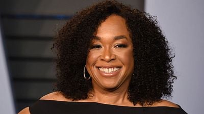Imagem da notícia Shonda Rhimes: Conheça a vida da criadora de Grey’s Anatomy e fique por dentro dos acontecimentos de Shondaland