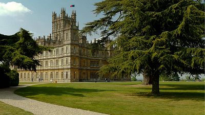 Imagem da notícia Substituição perfeita de Bridgerton na Netflix: Uma das melhores séries, que encerra 6 temporadas e uma trilogia com seu último filme