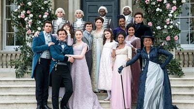 Imagem da notícia Famoso historiador detona Bridgerton: "É uma visão absurda de uma história sombria"