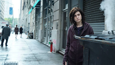 Imagem da notícia Hoje no streaming: É uma das melhores séries da DC com 100 episódios de ação e emoção