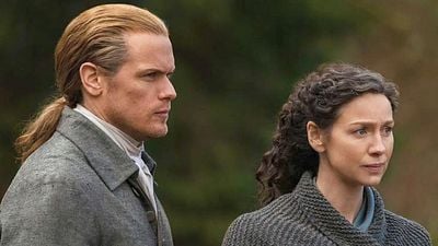 Imagem da notícia "Covardes demais para fazer direito": Autora de Outlander critica mudanças drásticas na 8ª temporada