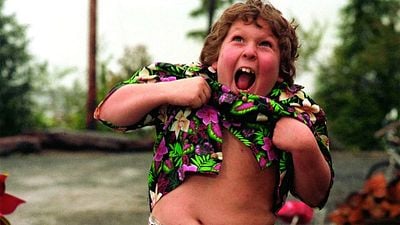 Imagem da notícia O que aconteceu com Jeff Cohen, o Gordo de Os Goonies: Ele deixou de atuar para se tornar advogado e trabalhar com celebridades