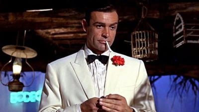 Tubarões mecânicos, invasões em Nova Iorque e batalhas legais. A bizarra história do filme de James Bond que Sean Connery escreveu e nunca foi filmado