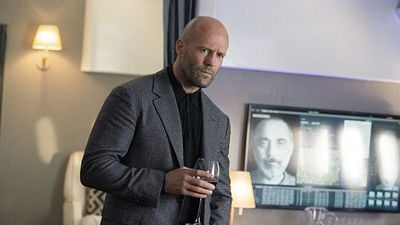 Imagem da notícia Disponível em 2 streamings: Talvez o melhor filme de Jason Statham dos últimos anos não seja apenas para fãs de ação