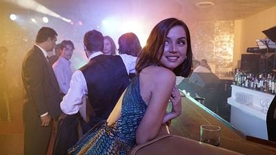 Imagem da notícia Você a adorou em James Bond; reencontre Ana de Armas neste sólido suspense inspirado em uma história real na Netflix