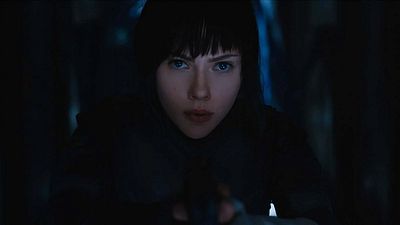 Imagem da notícia “Se isso não é permitido, então Darth Vader também não deveria falar inglês”: O diretor de Ghost in the Shell ainda acha que Scarlett Johansson foi uma boa escolha para o remake