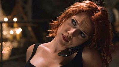 Imagem da notícia A melhor cena de ação de Os Vingadores foi bem difícil para Scarlett Johansson, mas não pelas lutas