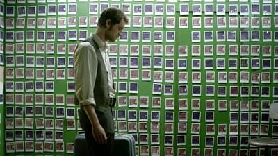 Imagem da notícia Você só precisa de 1h40min: Este subestimado filme de ficção científica do Prime Video guarda uma grande surpresa no fim