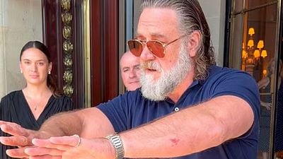 Imagem da notícia “Se forem babacas, vou embora”: Encontro de Russell Crowe com fãs gerou polêmica e ator rebateu