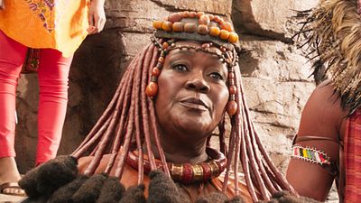 Imagem da notícia Marvel de luto: Atriz de Pantera Negra morre aos 72 anos