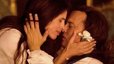 Imagem da notícia "Tive que tomar cuidado": Johnny Depp viveu o ​​papel mais inesperado de sua carreira neste romance histórico