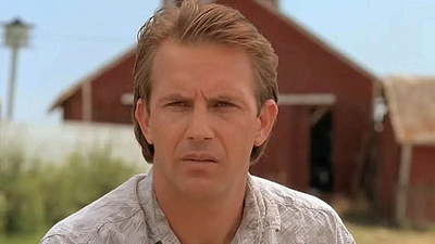 Imagem da notícia "Eu me lembro deles, absolutamente!": Há 35 anos, Kevin Costner conheceu dois figurantes que agora são mundialmente famosos