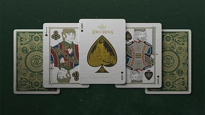 Imagem da notícia Nem livro, nem box: Este baralho de O Senhor dos Anéis é o item mais desejado entre fãs no momento