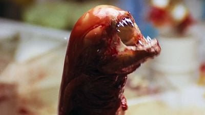 Imagem da notícia Uma doença real inspirou uma das cenas de ficção científica mais icônicas e perturbadoras do cinema