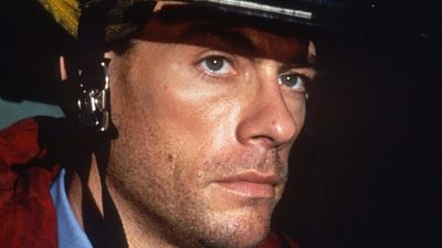 Imagem da notícia Um dos melhores filmes de ação de Jean-Claude Van Damme só existe graças a este clássico de Bruce Willis!