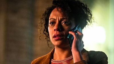 Imagem da notícia Assistida mais de 65 milhões de vezes: A minissérie da Netflix de 5 episódios que pertence a um universo de suspense com 13 partes