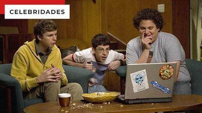 Imagem da notícia Ator de umas melhores comédias dos últimos anos só conseguiu fazer cena de sexo com a presença da mãe no set