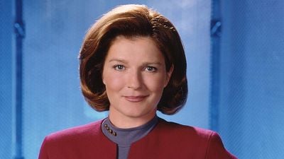Imagem da notícia Kate Mulgrew, estrela de Star Trek: Voyager, revelou uma condição para seu retorno como Janeway – os fãs vão adorá-la por isso