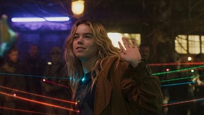 Imagem da notícia "Imperfeito, complexo e em conflito": Craig Gillespie explica por que Supergirl está mais próxima do Homem de Ferro do que do Superman
