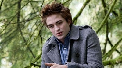 Robert Pattinson quase foi descartado de Crepúsculo por não ser "bonito o suficiente"