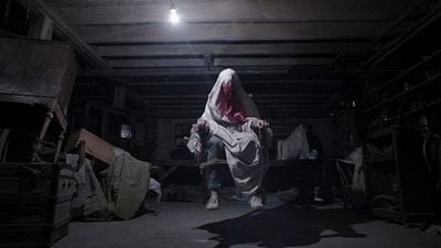 Imagem da notícia Levou 20 anos para ser feito e virou um dos melhores filmes de terror deste século: Transformou 20 milhões de dólares em 300