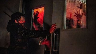 Imagem da notícia Nem Leon, nem Jill: Fãs já sabiam da proposta, mas estão enfurecidos com o (ótimo) trailer do novo filme de Resident Evil