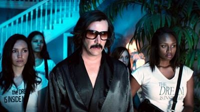 Imagem da notícia Este filme de terror pós-apocalíptico, bem pouco conhecido, traz Jim Carrey, Keanu Reeves e Jason Momoa em papéis totalmente diferentes de tudo o que já fizeram