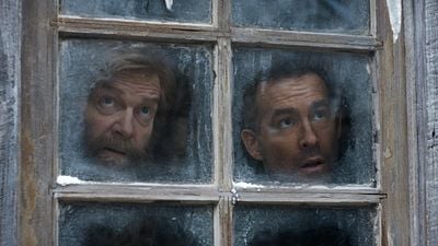 Imagem da notícia Diretores de Mayday, nova comédia de ação com Ryan Reynolds, peitaram a Marinha dos EUA para proteger o final do filme: "Não íamos mudar"