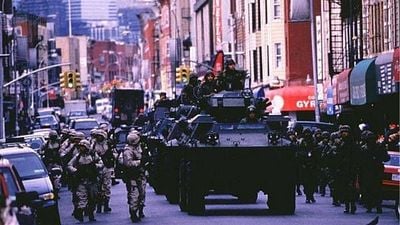 Imagem da notícia Hoje no streaming: Este thriller de ação com Denzel Washington e Bruce Willis estava assustadoramente à frente de seu tempo no final dos anos 1990