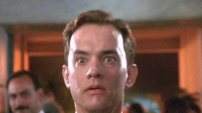 Imagem da notícia O mega fracasso de Tom Hanks nos anos 90 vai ganhar uma nova versão em série do diretor de Batman