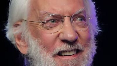 Imagem da notícia Donald Sutherland, de Jogos Vorazes, sobre seu Oscar honorário: "Eu não mereço, mas tenho artrite e também não mereço isso"