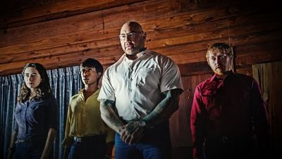 Imagem da notícia Menos de 2 horas de duração: O polêmico filme de terror e mistério de Dave Bautista acaba de estrear na Netflix