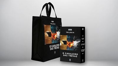 Imagem da notícia Box para colecionadores de uma das melhores trilogias de super-herói ganha desconto de quase 40% na Amazon