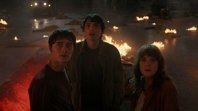 Imagem da notícia Adeus a Stranger Things! O trailer do Volume 2 da 5ª temporada mostra um Vecna ultra poderoso e bota a vida de todos os personagens em risco