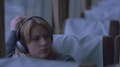 Imagem da notícia Vai assistir filme pelo celular? Veja os acessórios essenciais para ter sempre por perto