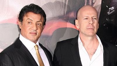Imagem da notícia "A melhor fórmula para o fracasso de uma carreira": Por que Stallone demitiu Bruce Willis de Os Mercenários 3?