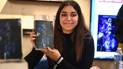 Imagem da notícia Não recomendado para menores de 16 anos, este romance é um verdadeiro fenômeno e vai virar filme no Amazon Prime Video!