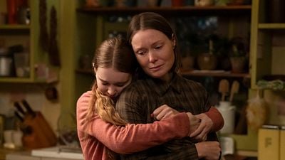 Imagem da notícia Carrie, a Estranha: Você reconhece os atores do "universo Mike Flanagan" na série de terror do Prime Video?