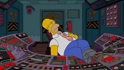 Imagem da notícia Como Homer Simpson conseguiu nunca ser demitido? 36 temporadas depois, finalmente há uma resposta