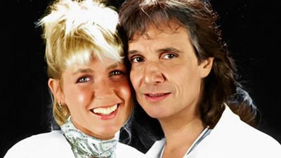 Imagem da notícia Há mais de 30 anos, Xuxa abraçou Roberto Carlos, e ele correu para tomar banho: Atitude fez a loira abandonar o programa especial do Rei