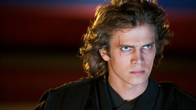 Imagem da notícia "Há cenas perturbadoras": O motivo que fez Hayden Christensen (Darth Vader) não mostrar Star Wars para a filha