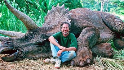Imagem da notícia Steven Spielberg admite que não se orgulha tanto de Jurassic Park: "Não está nem no meu top 5 de filmes favoritos"