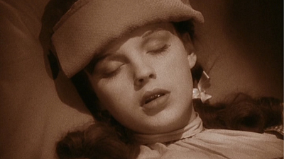 Imagem da notícia Há 87 anos, este clássico da fantasia causou um prejuízo de milhões: Hoje é um dos filmes mais assistidos da história do cinema!