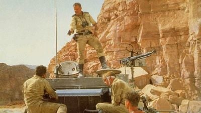 Imagem da notícia Lançado há 38 anos, é um dos maiores filmes de guerra já feitos – mas foi um fracasso retumbante de bilheteria!