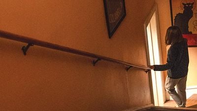 Imagem da notícia Apenas 8 episódios e disponível no streaming: Esta minissérie baseada em fatos reais conta uma inacreditável história de morte