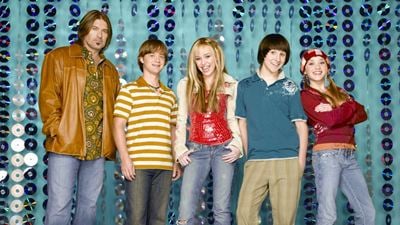 Ex-astro de Hannah Montana é preso por diversas acusações - incluindo o roubo de batata frita